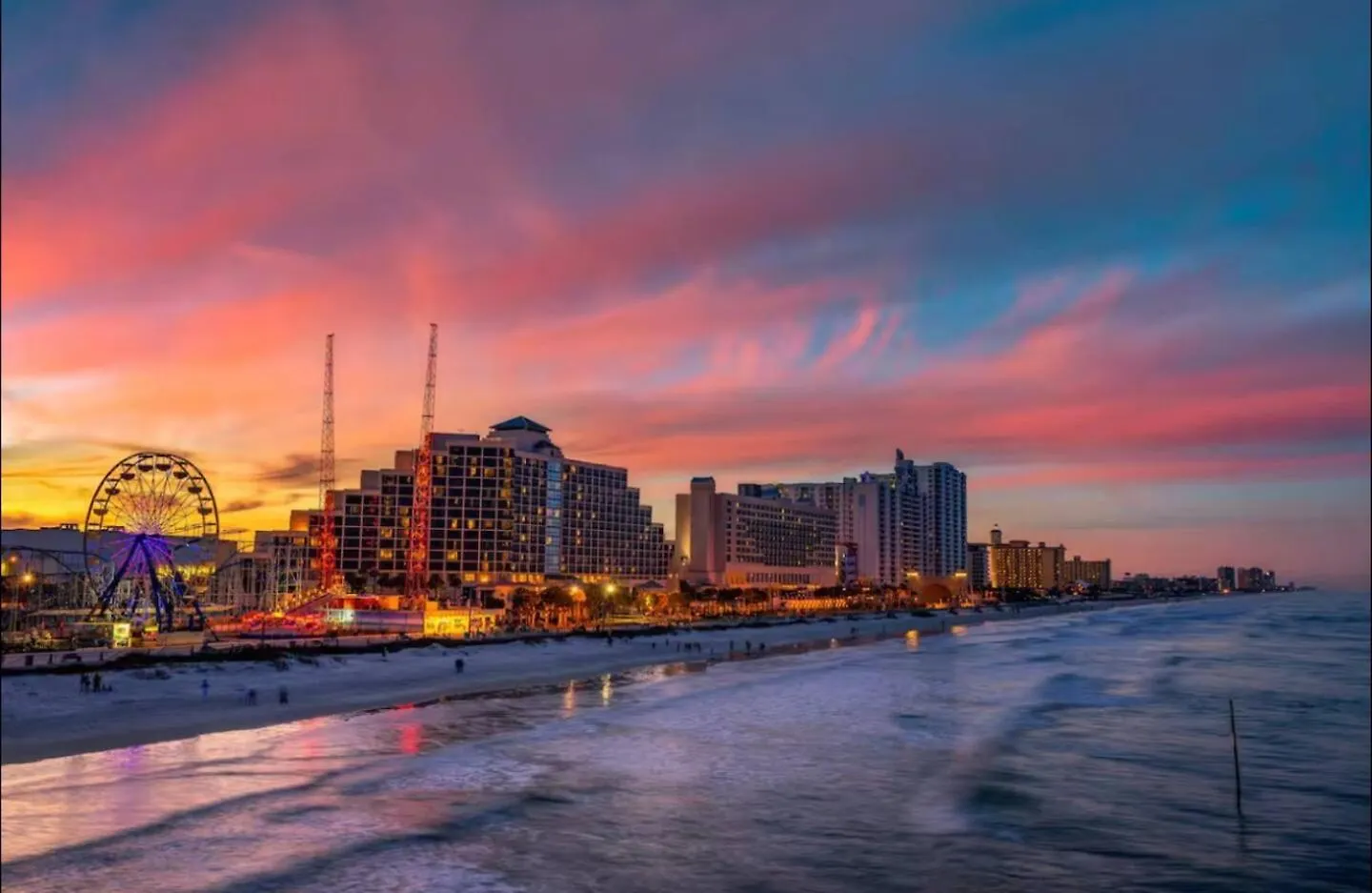 Turquoise Beach Retreat With Amazing Pools -King Bed Daytona Beach 0*,  United States